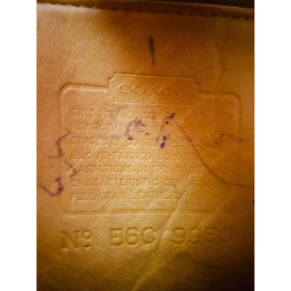 Vintage Coach daypack/backpack mini bag in mustard glovetanned leather 9960 - Picture 9 of 9